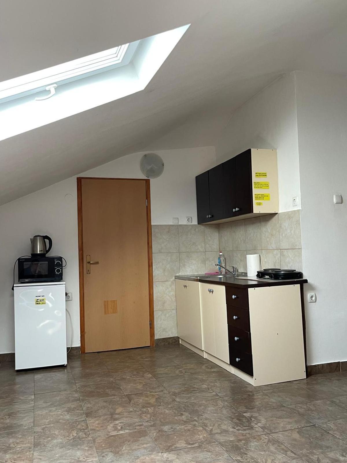 Dejan Apartment-Top Centar Pula Exterior photo