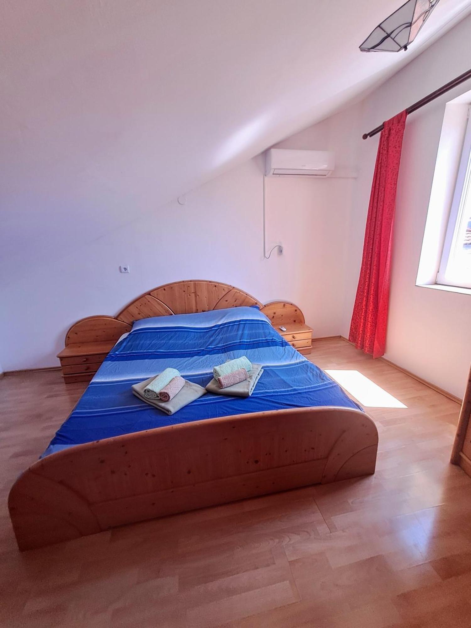 Dejan Apartment-Top Centar Pula Exterior photo
